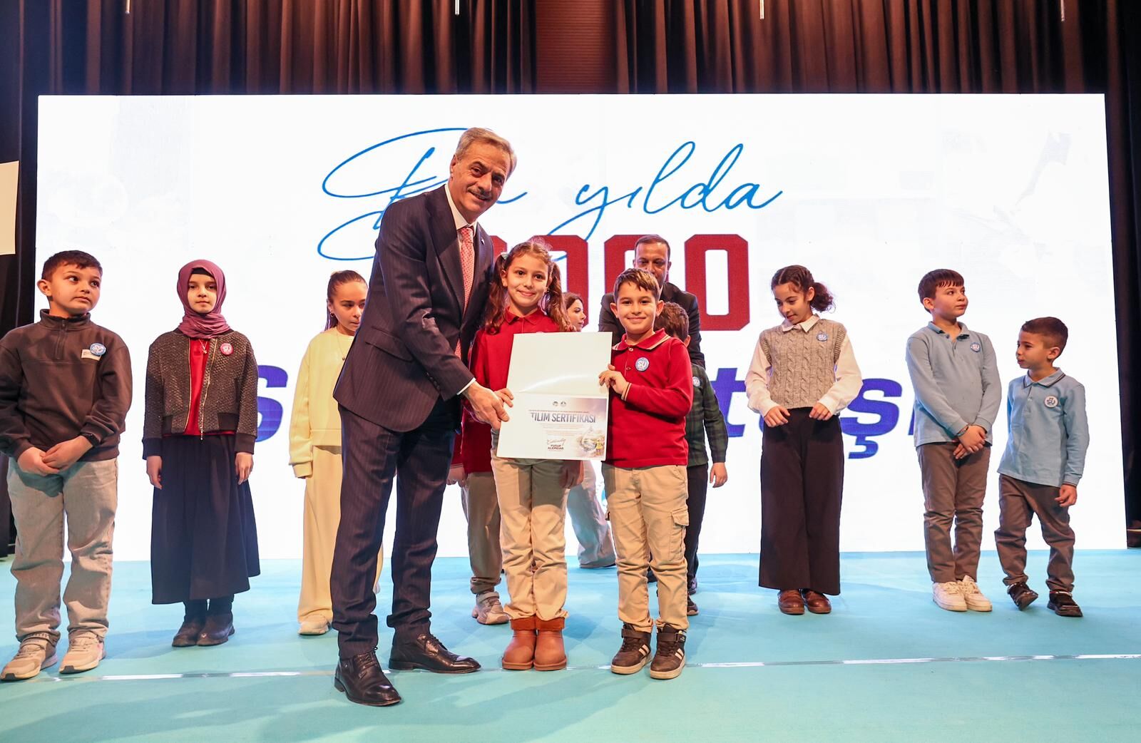 E5Dd4276 4D28 453B Ace0 E40309E23A66