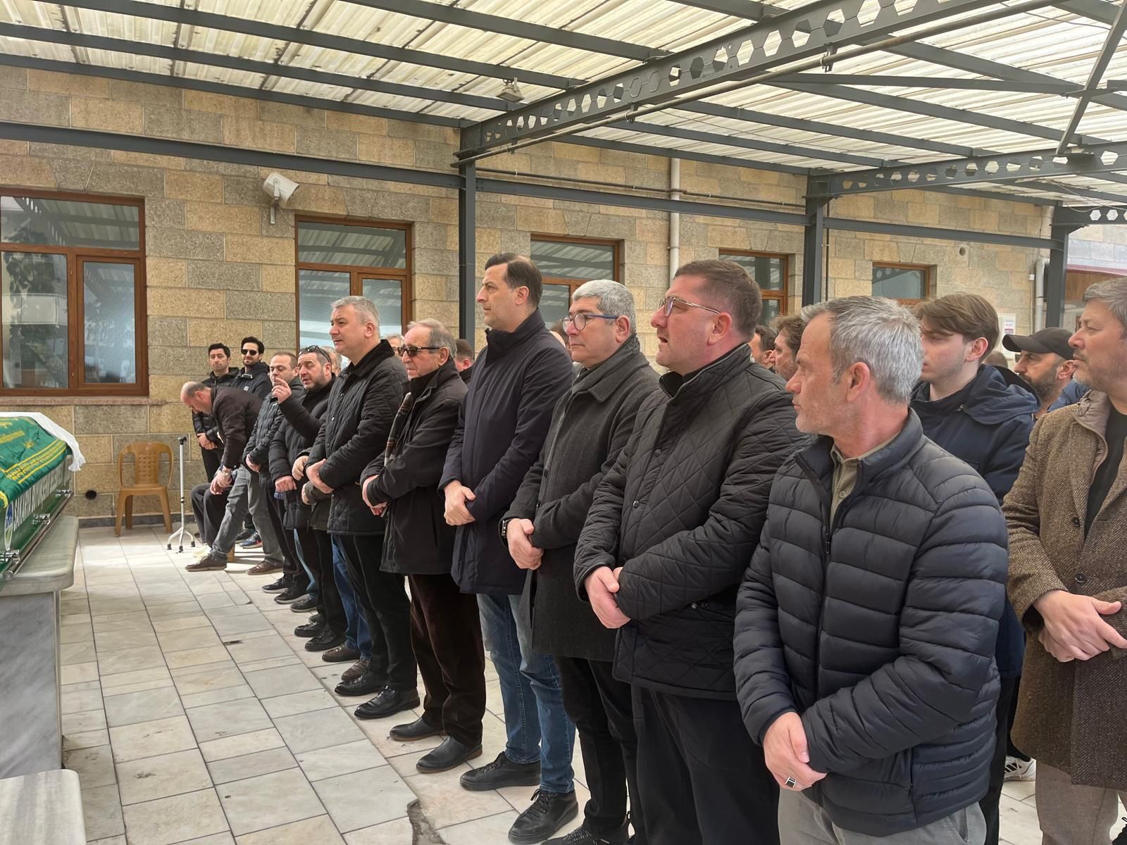 H Czgx F Z W8 A Aqx R9