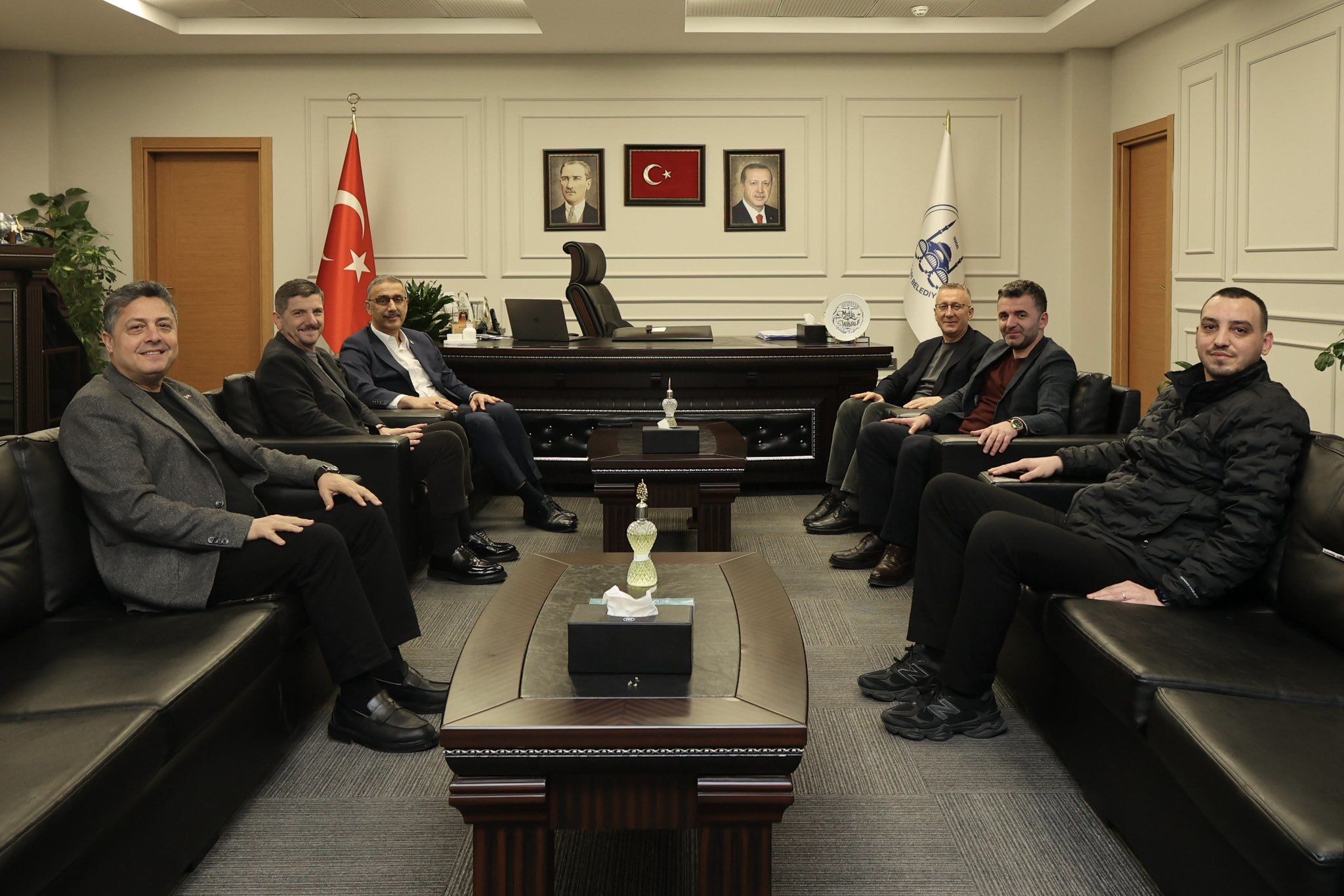 H D S4 Yq Q Xg A Ax B0