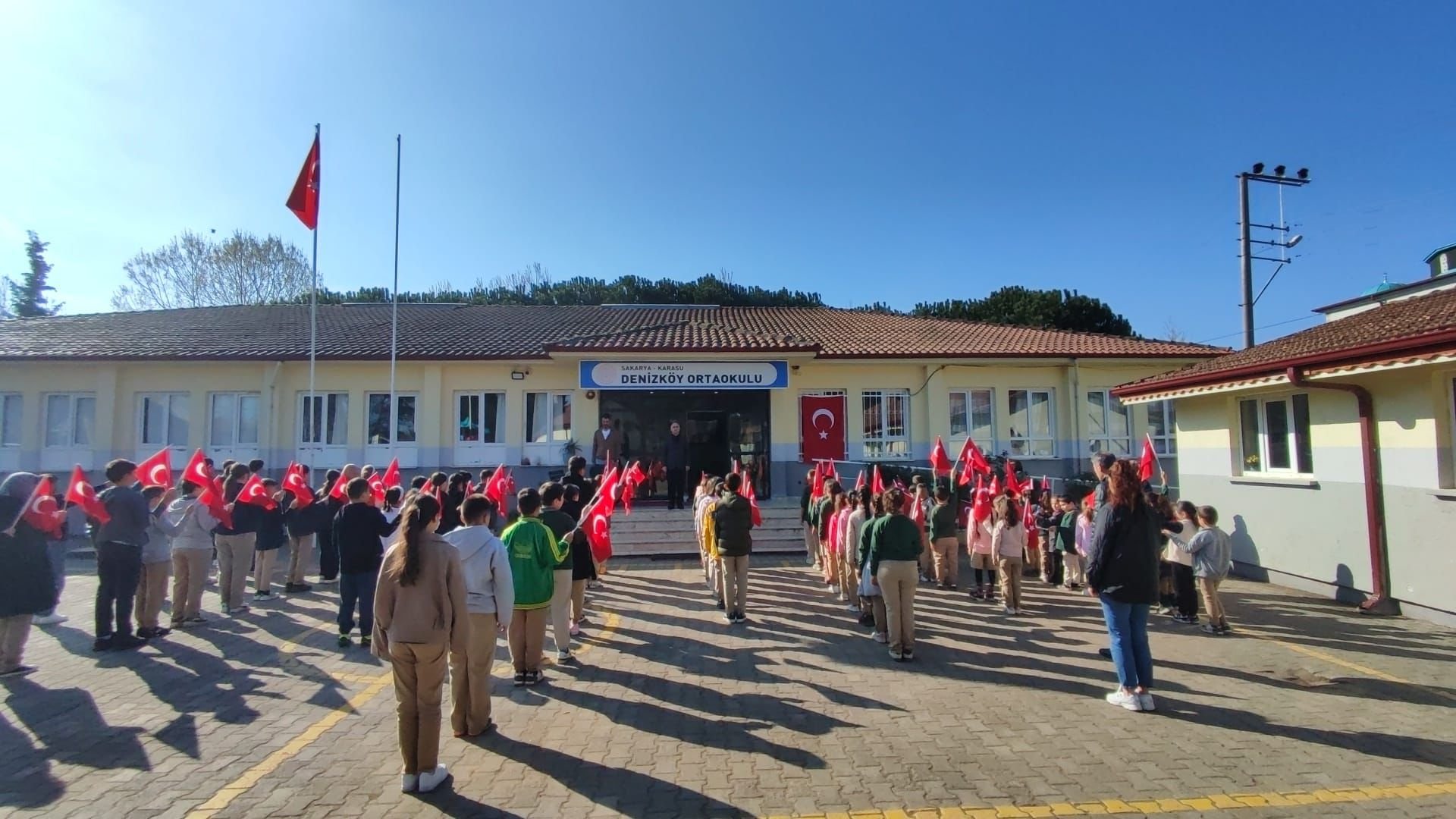 02B8590F 3504 4765 87D1 3432Da641680