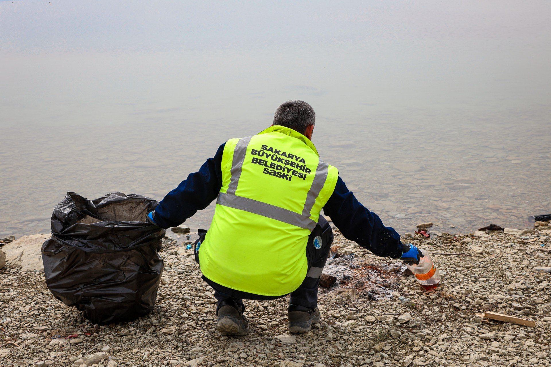 2F20A13B 5Bc4 4679 8084 7440015369Cf