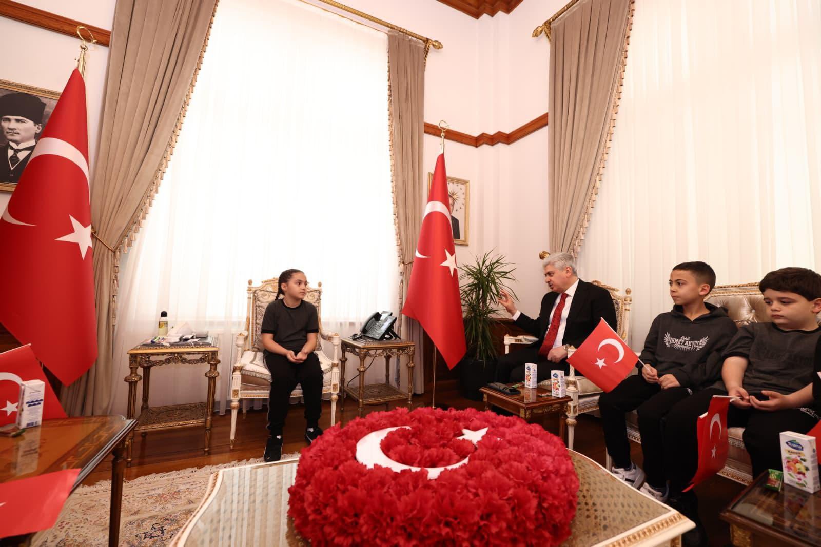 582C120F 5C06 43Bf 8F9A F87967Aa077F