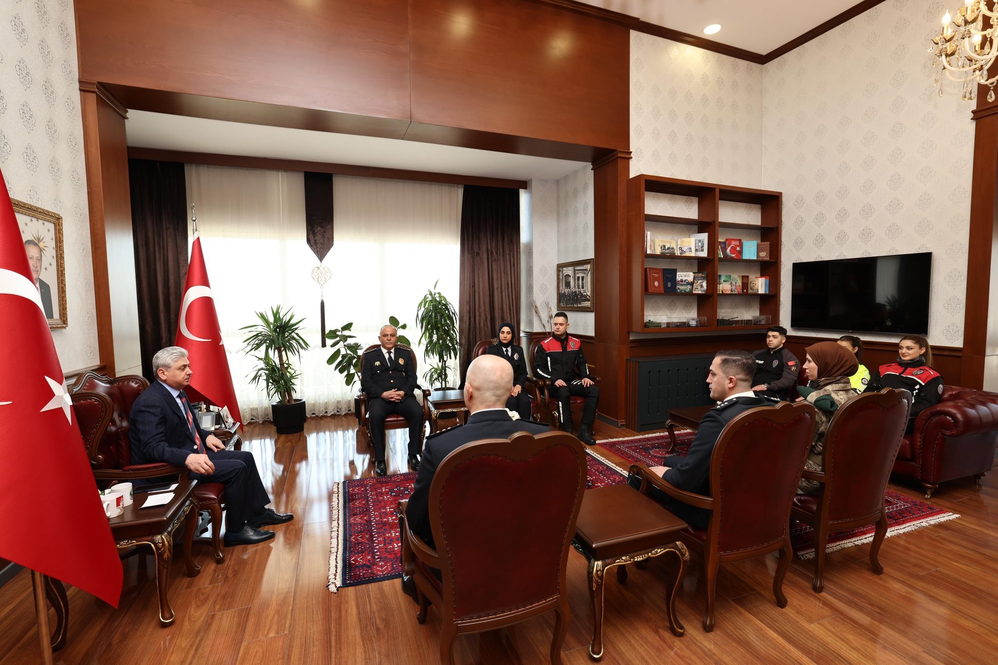 669284096 1261858106094842 6509292714262949509 N