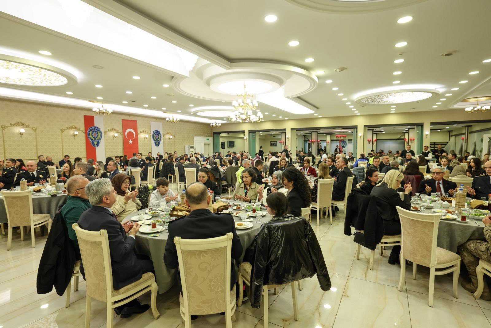 669828724 1262892099324776 3016046061887534477 N