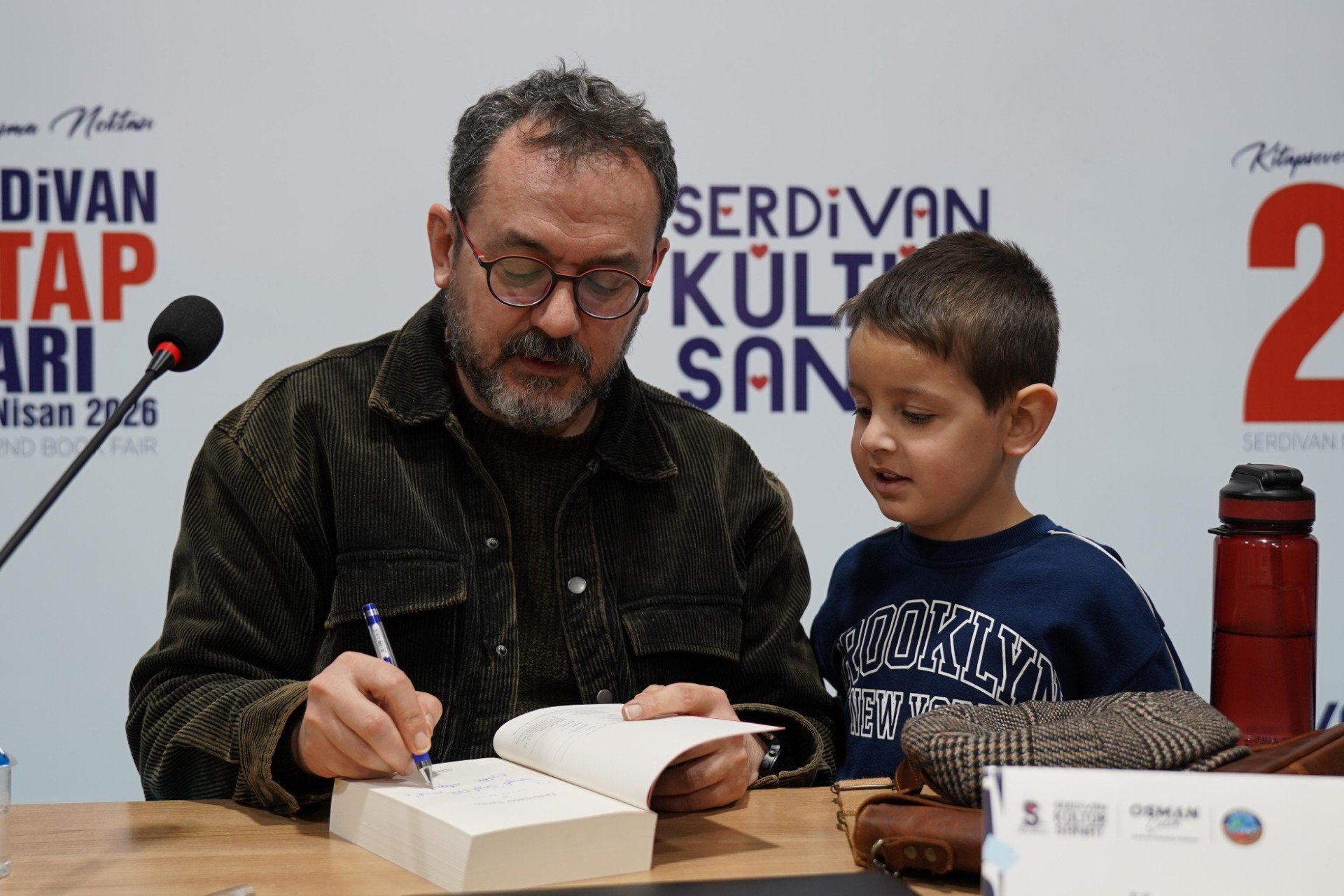 697F7Aa4 68F6 4Aef Bc83 E0488Ed2D761