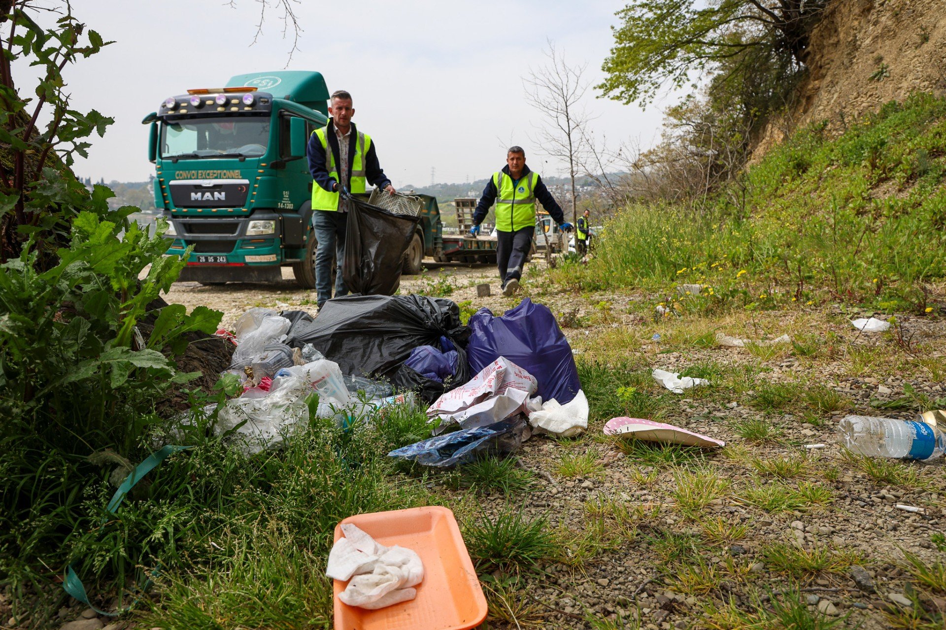 9B791B48 E66A 4B22 96F0 304040818150