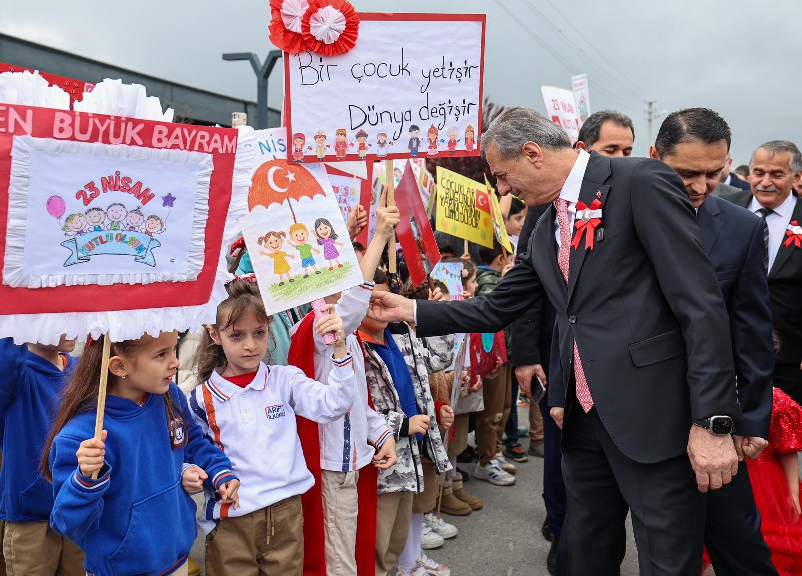 B0C8E882 30Ad 437A 97B0 Eb2F45500995