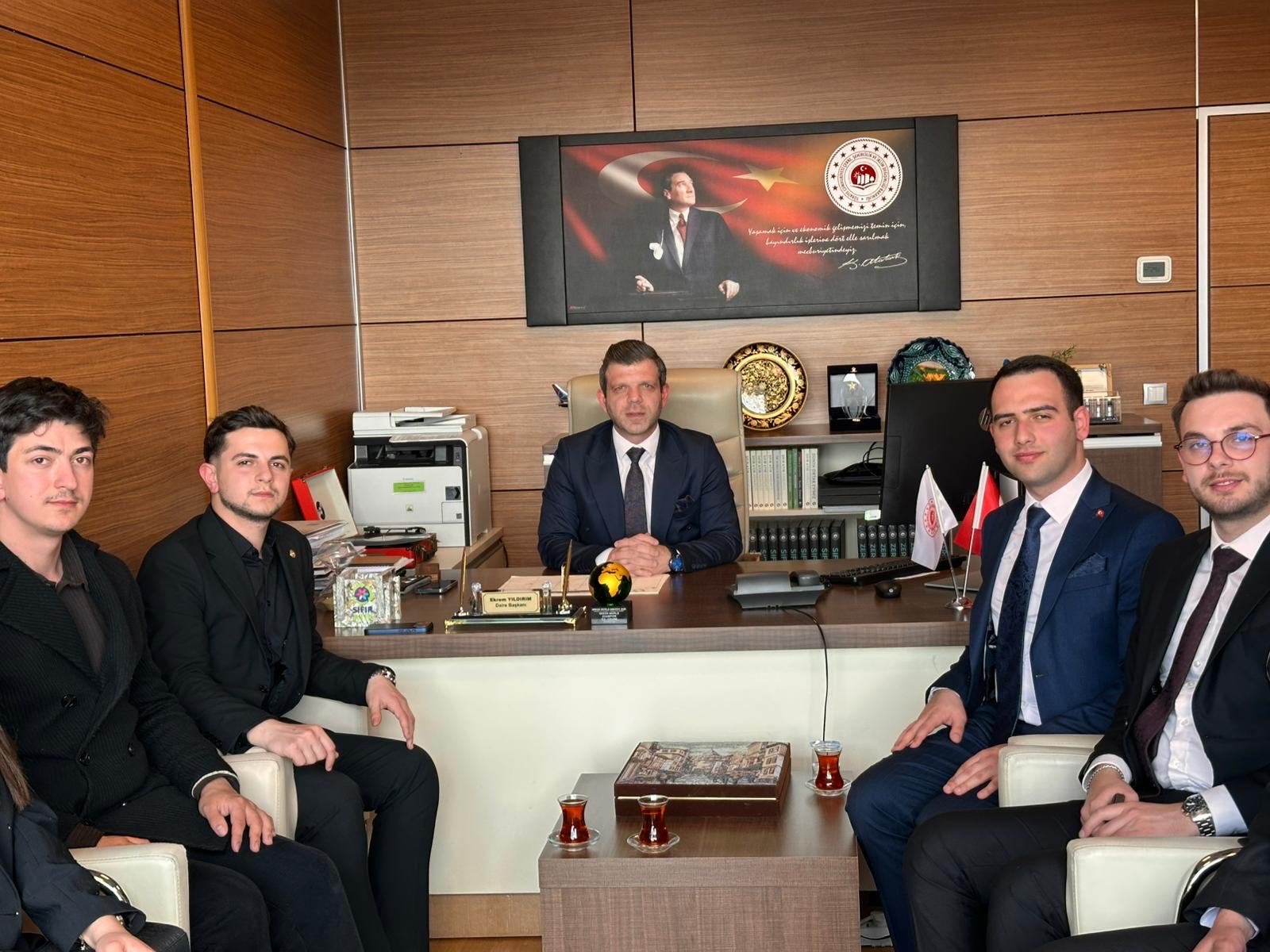 C8515F28 A2B0 492F 8492 717Ba39C8651