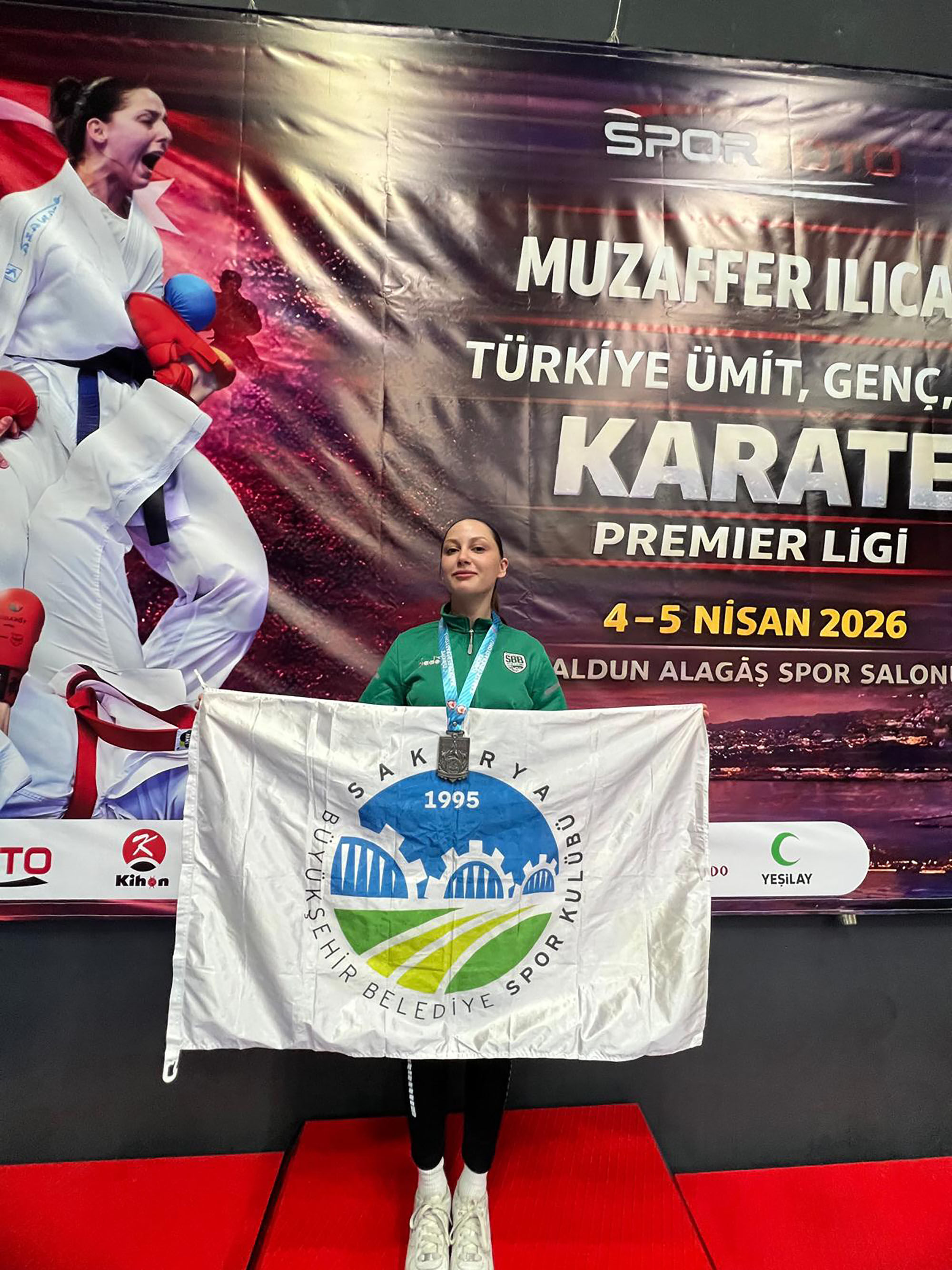 D1824Da9 E7Ea 4Daf Bc99 69F1Cac468D8