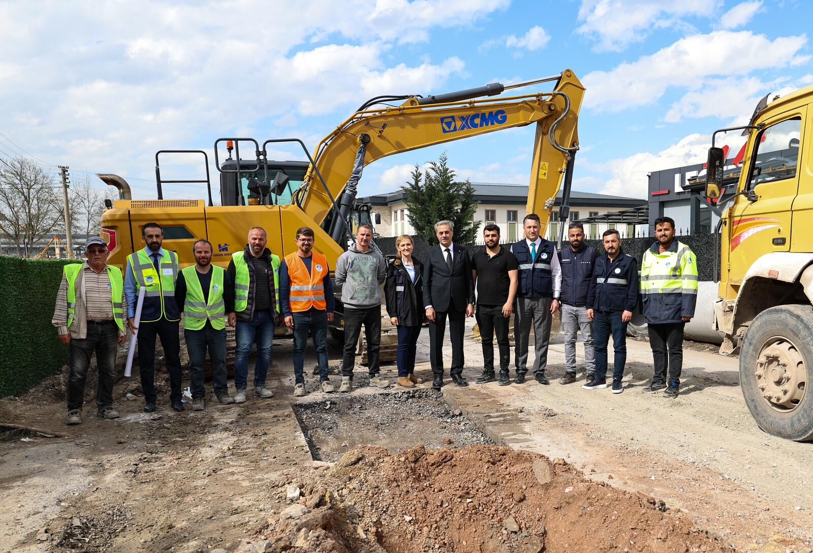 D3C0B448 0474 40D5 9A3C Df2B4B209778