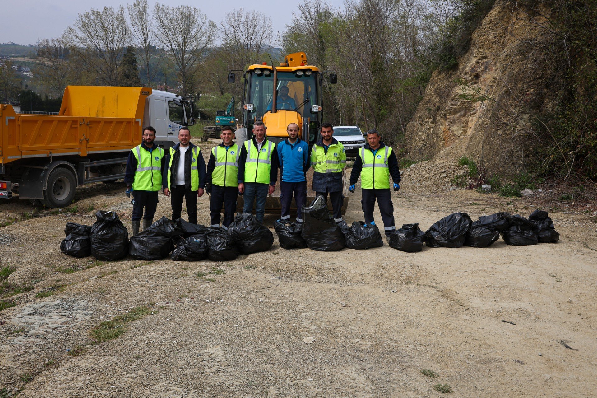 D59Dc400 61E3 4C23 8307 C280C385Eec2