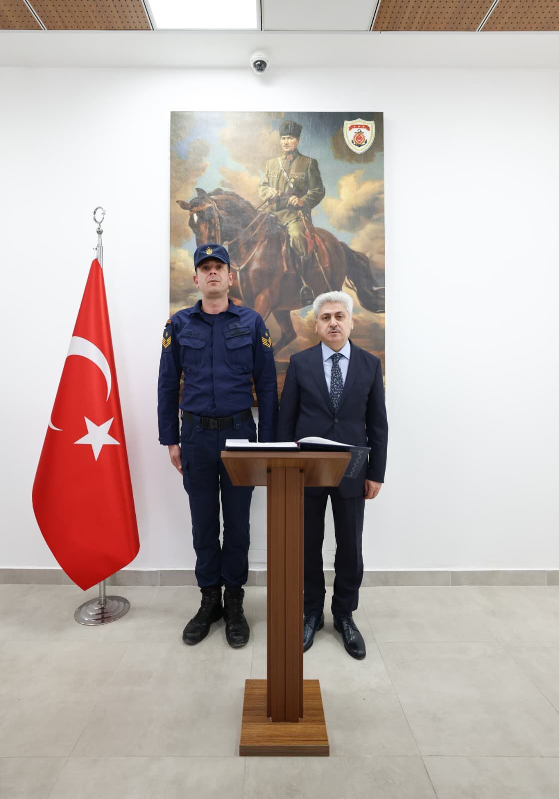 H E5Vd Vx W M A A Q Yo