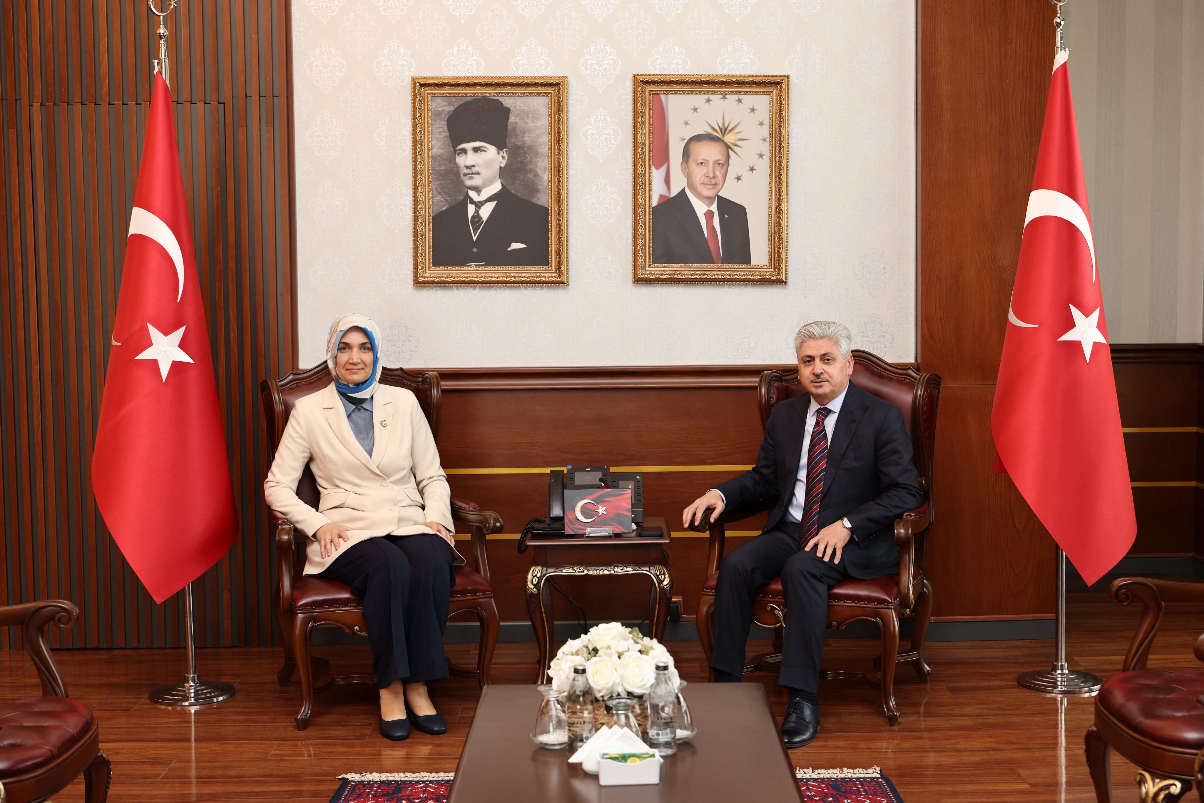 H Fin1Z0Ak A U Ro Lg