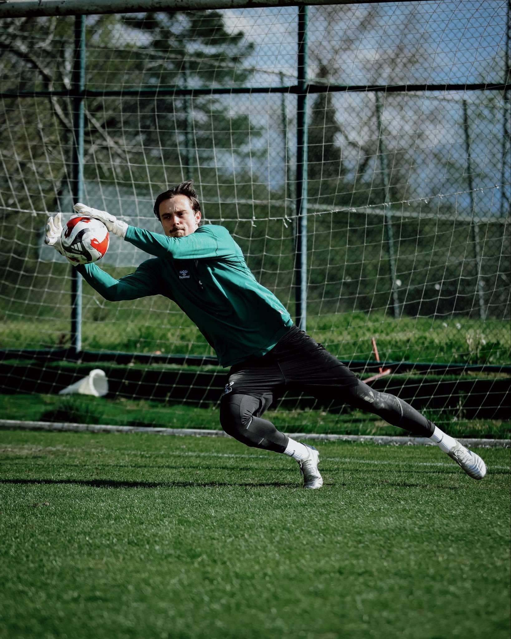 H Fs Ofi W Y A A1 I8 R