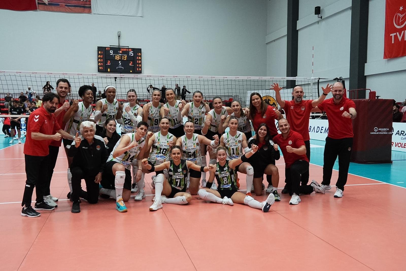 Sakarya Voleybol'da umutlar son maça kaldı