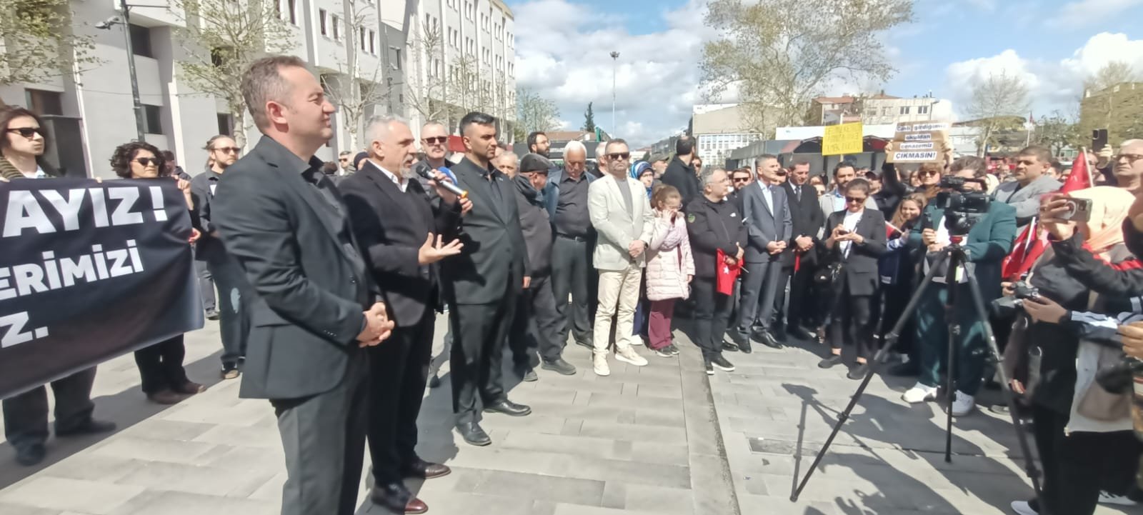 Whatsapp Image 2026 04 19 At 15.34.1367