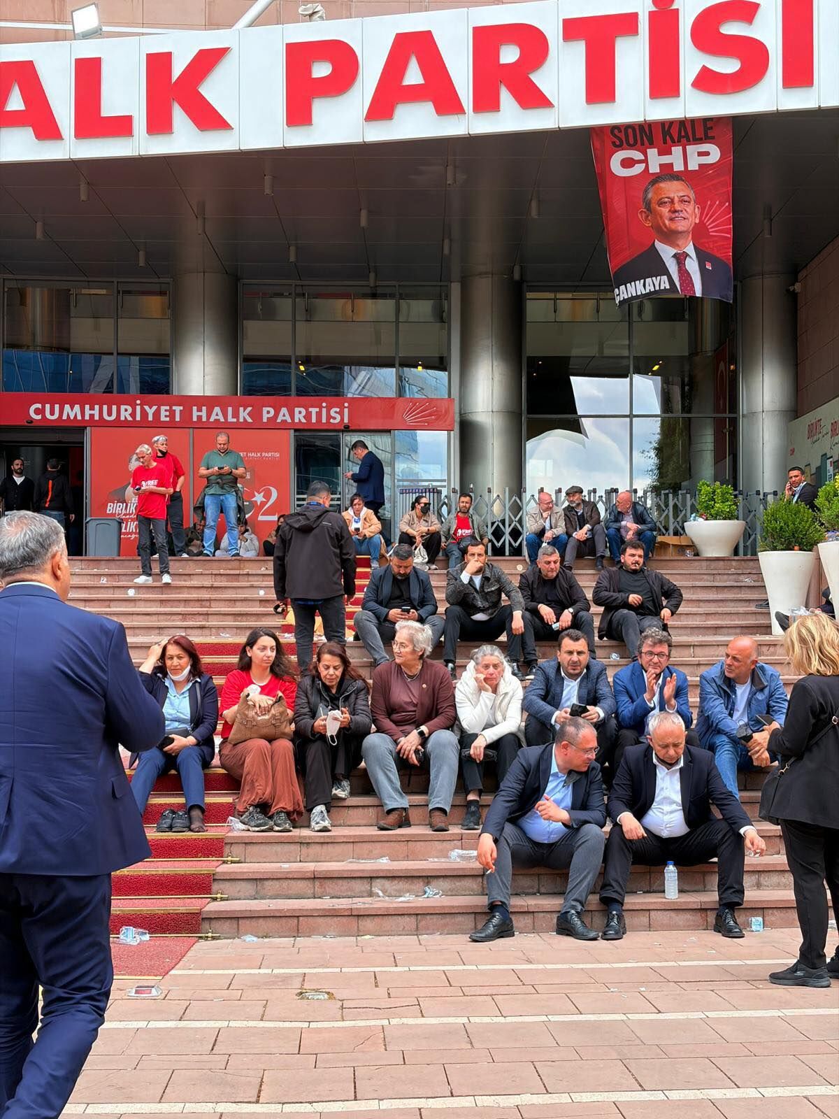 Parti Meclisi 61209067 N