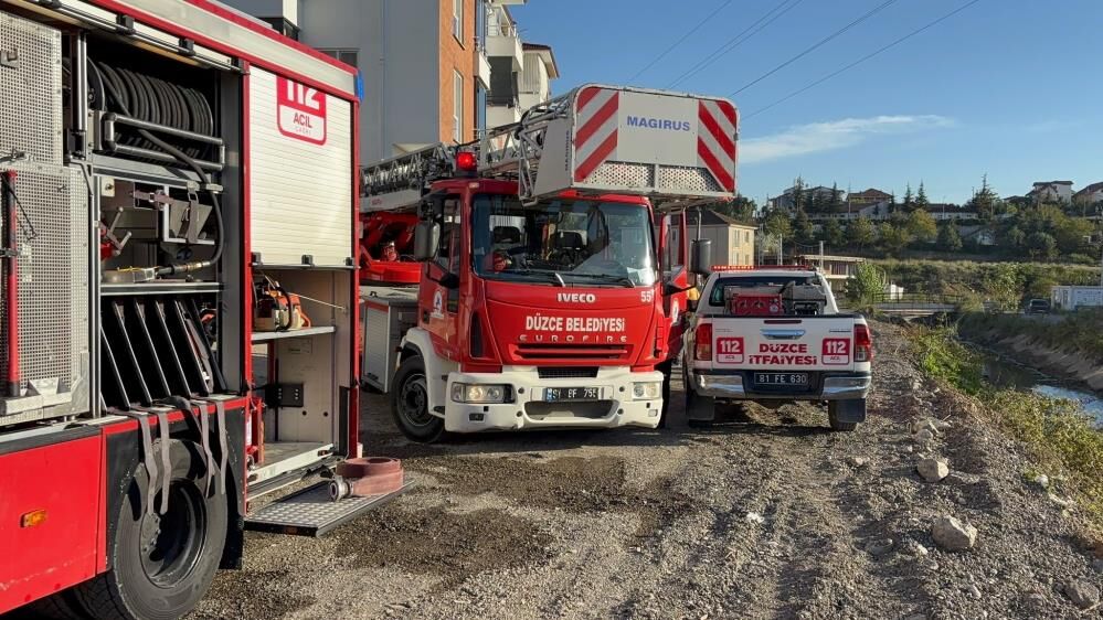 Düzce’de ev yangını ekiplerin müdahalesi ile söndürüldü