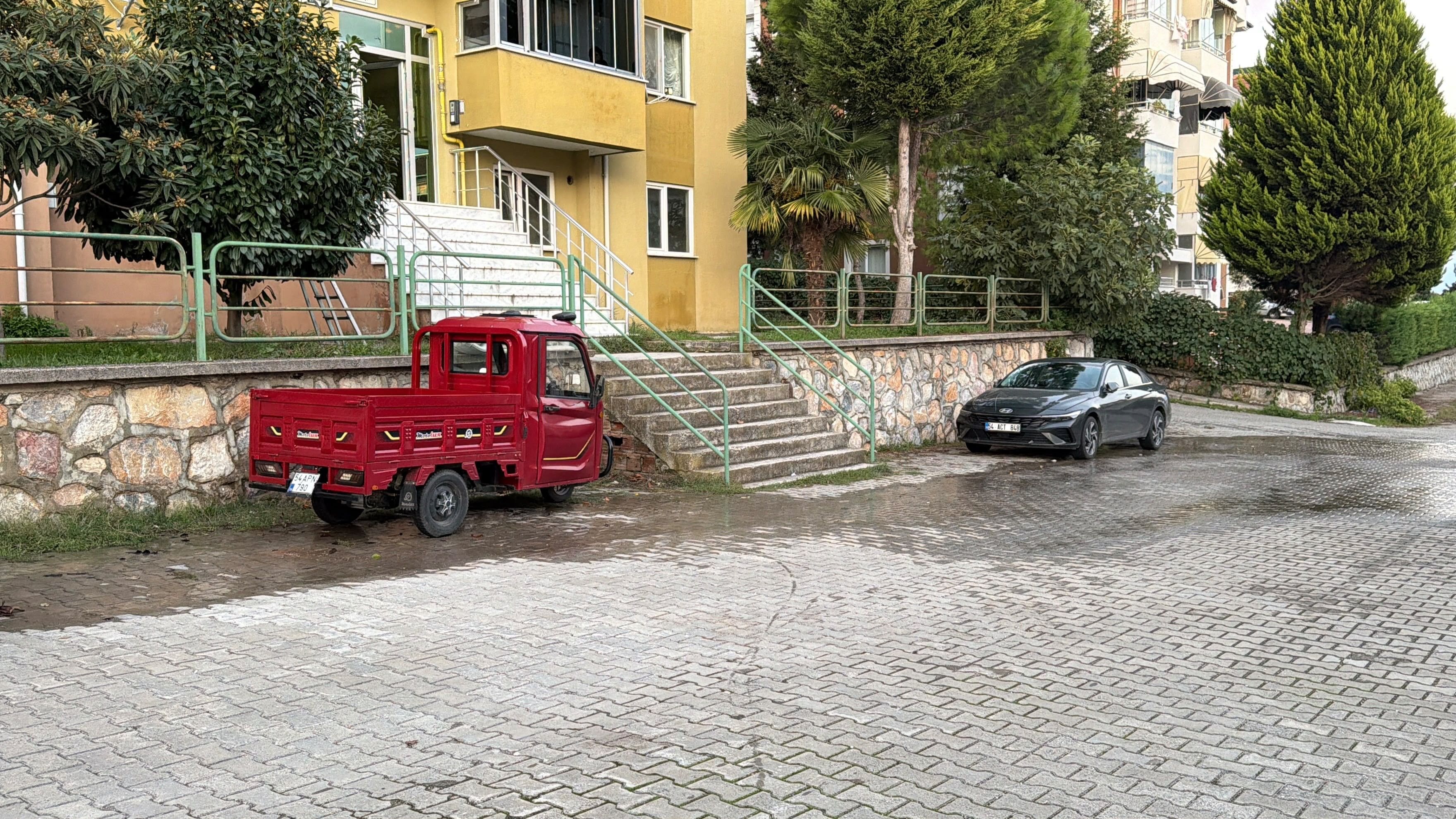 A W813079 01