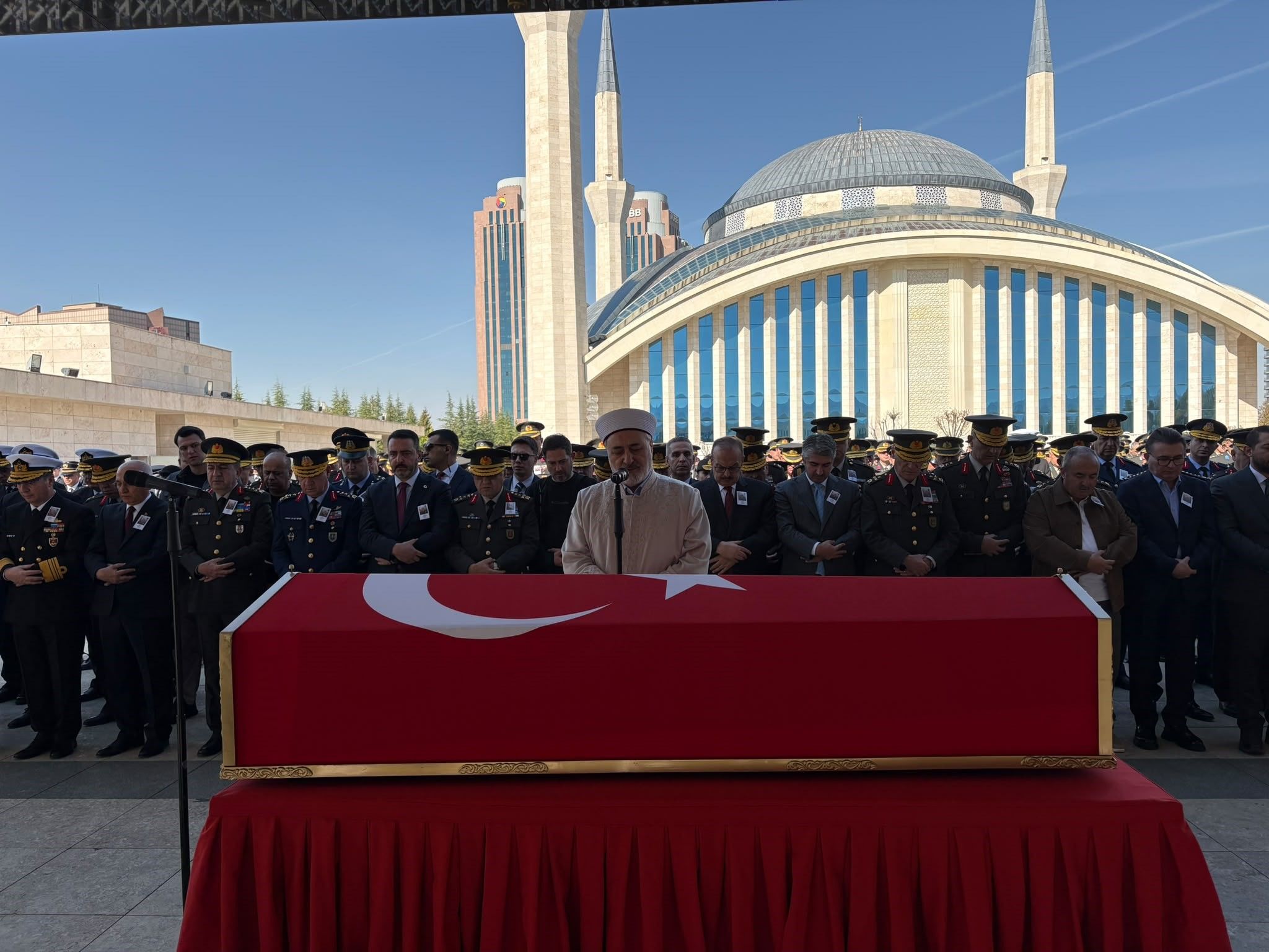 Şehit Albay'a son görev