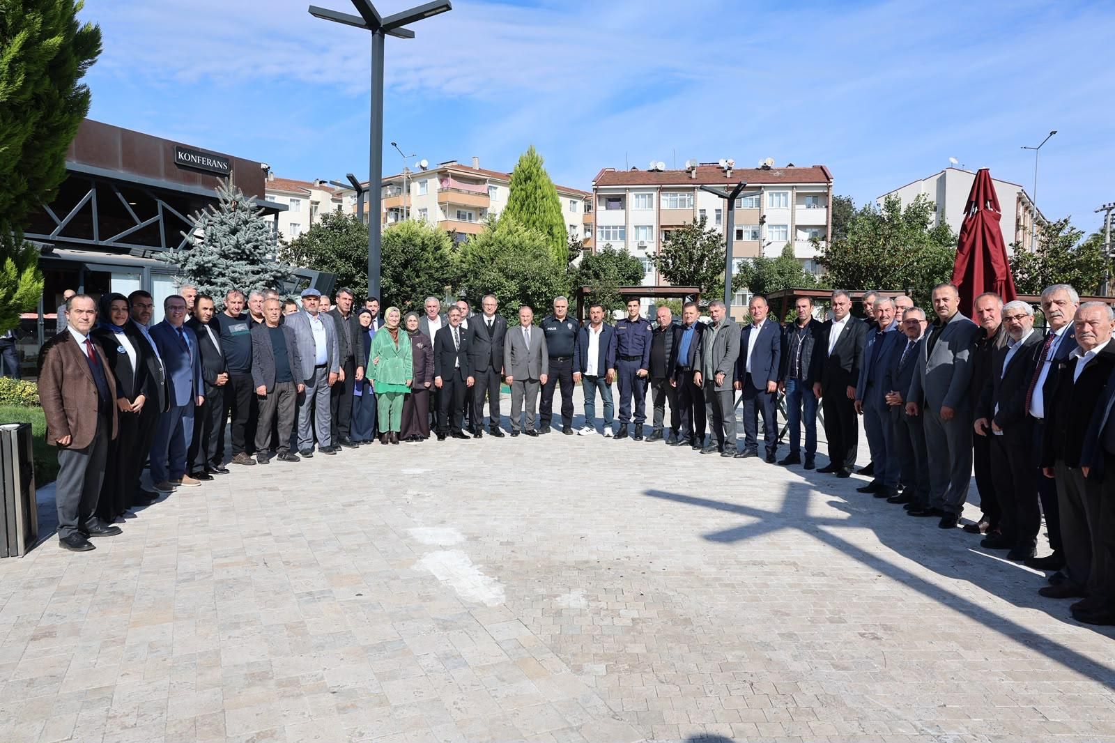 Başkan Şenol Di̇nç Muhtarlar Günü’nü Kutladi (7)
