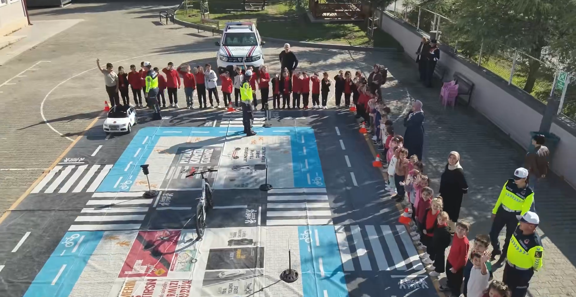 Sapanca’da öğrencilere trafik eğitimi verildi